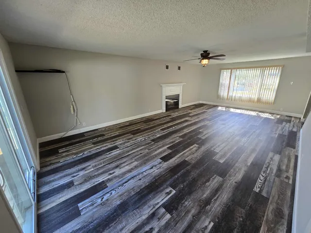 $229,000 | 108 Mockingbird Lane, Woodlawn, IL 62898