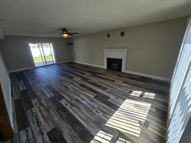 $229,000 | 108 Mockingbird Lane, Woodlawn, IL 62898