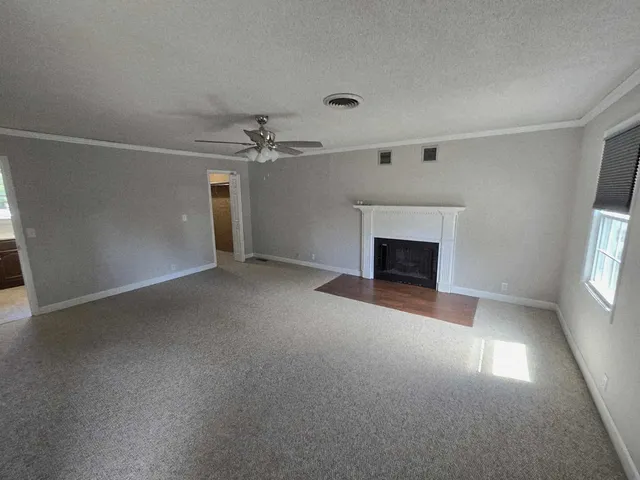 $229,000 | 108 Mockingbird Lane, Woodlawn, IL 62898