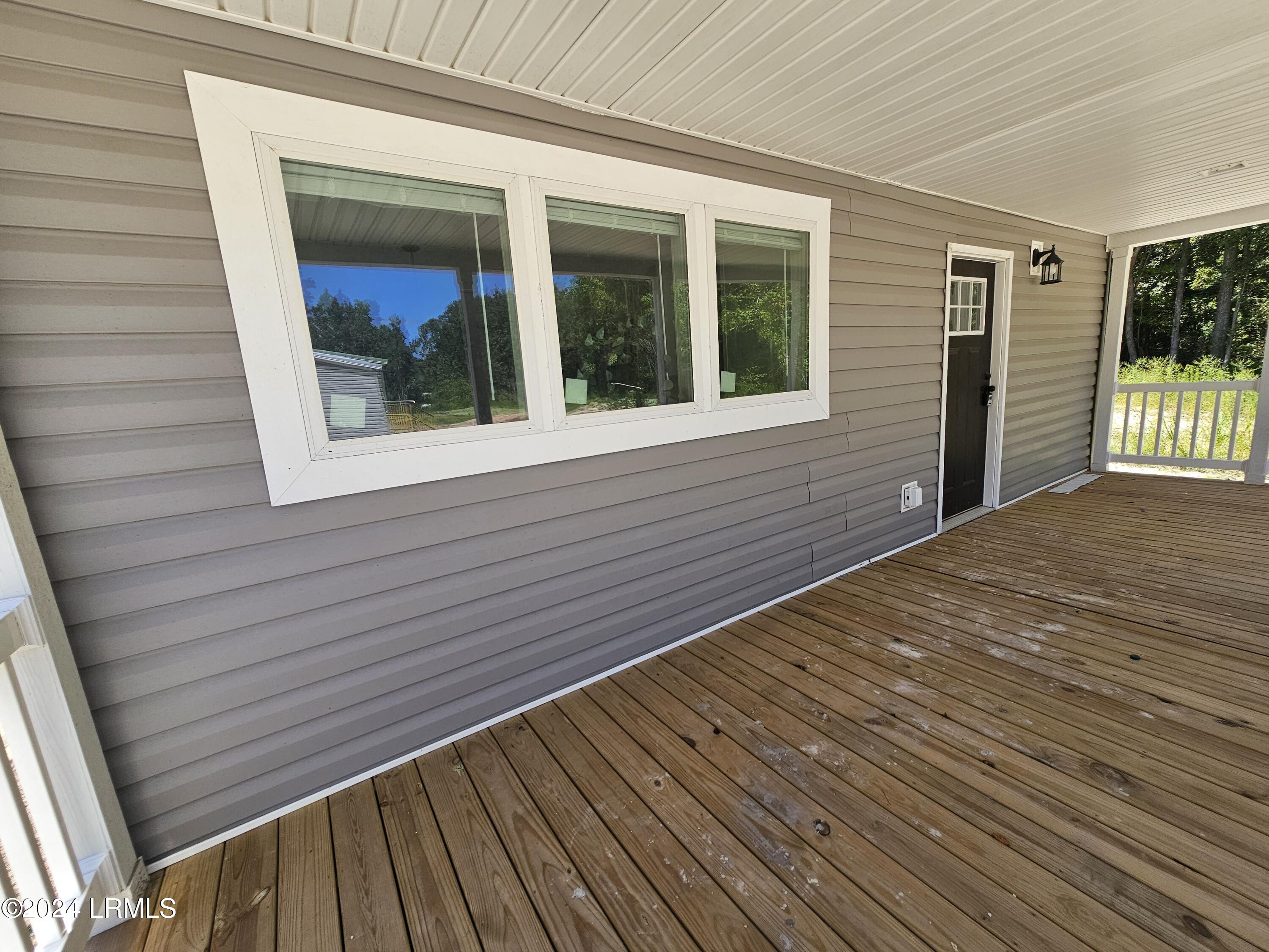 12 Unity Lane Seabrook, SC 29940 - Photo 7 of 37 12 UNITY LANE, 9.10.2024 IMAGES (8)