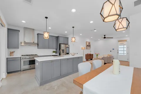 $735,000 | 506 South Park Drive, Unit 1, Austin, TX 78704