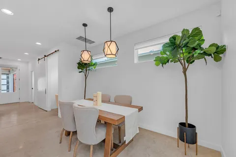 $735,000 | 506 South Park Drive, Unit 1, Austin, TX 78704