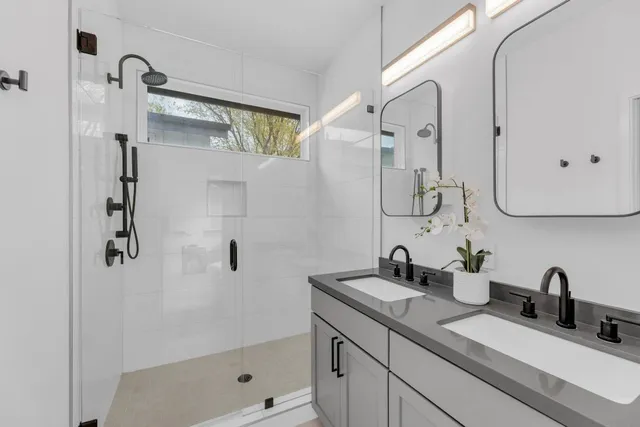 $750,000 | 506 South Park Drive, Unit 1, Austin, TX 78704