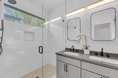 $735,000 | 506 South Park Drive, Unit 1, Austin, TX 78704