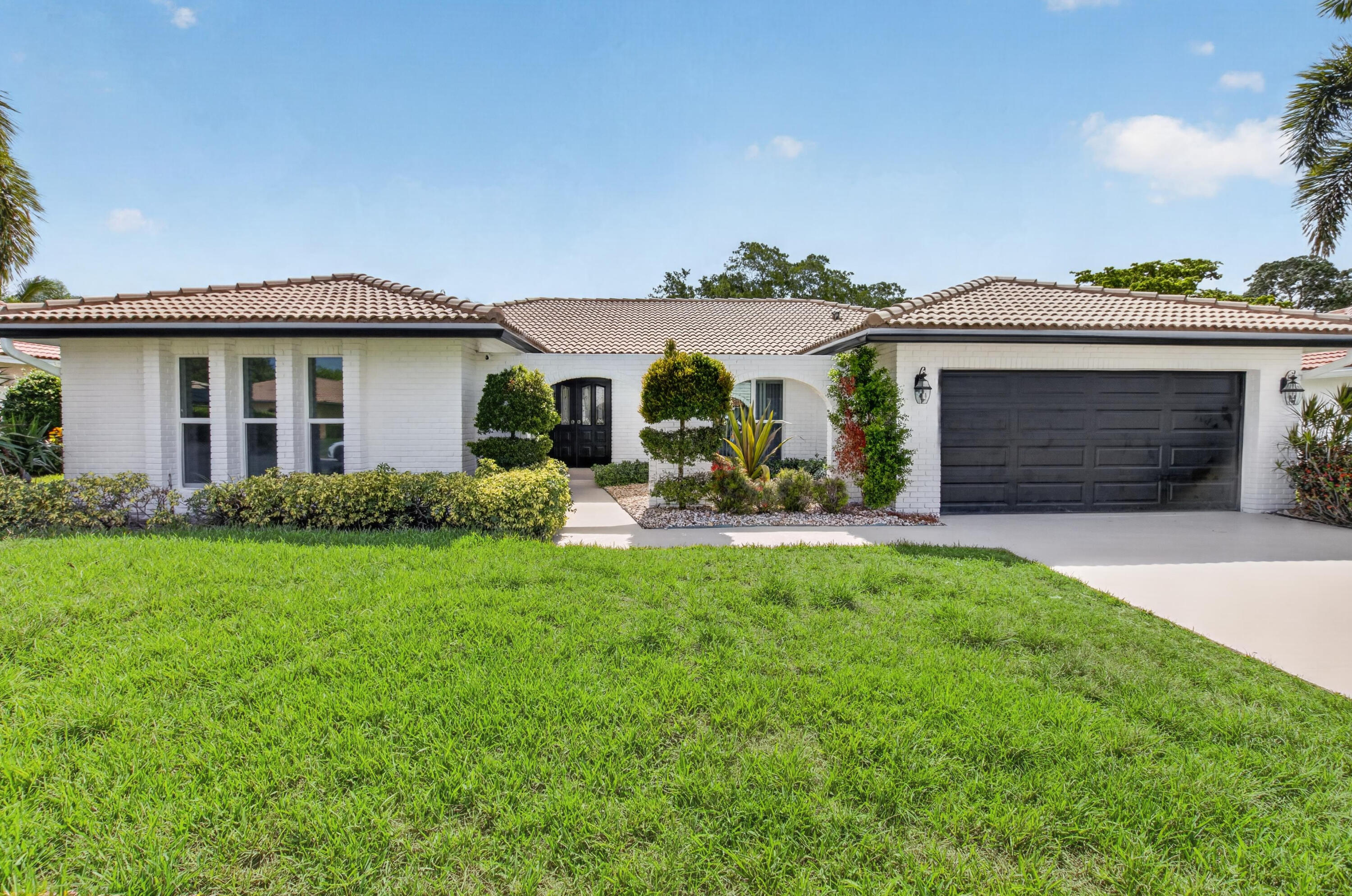 20203 Back 9 Drive Boca Raton, FL 33498 - Photo 3 of 55 DSC_1332