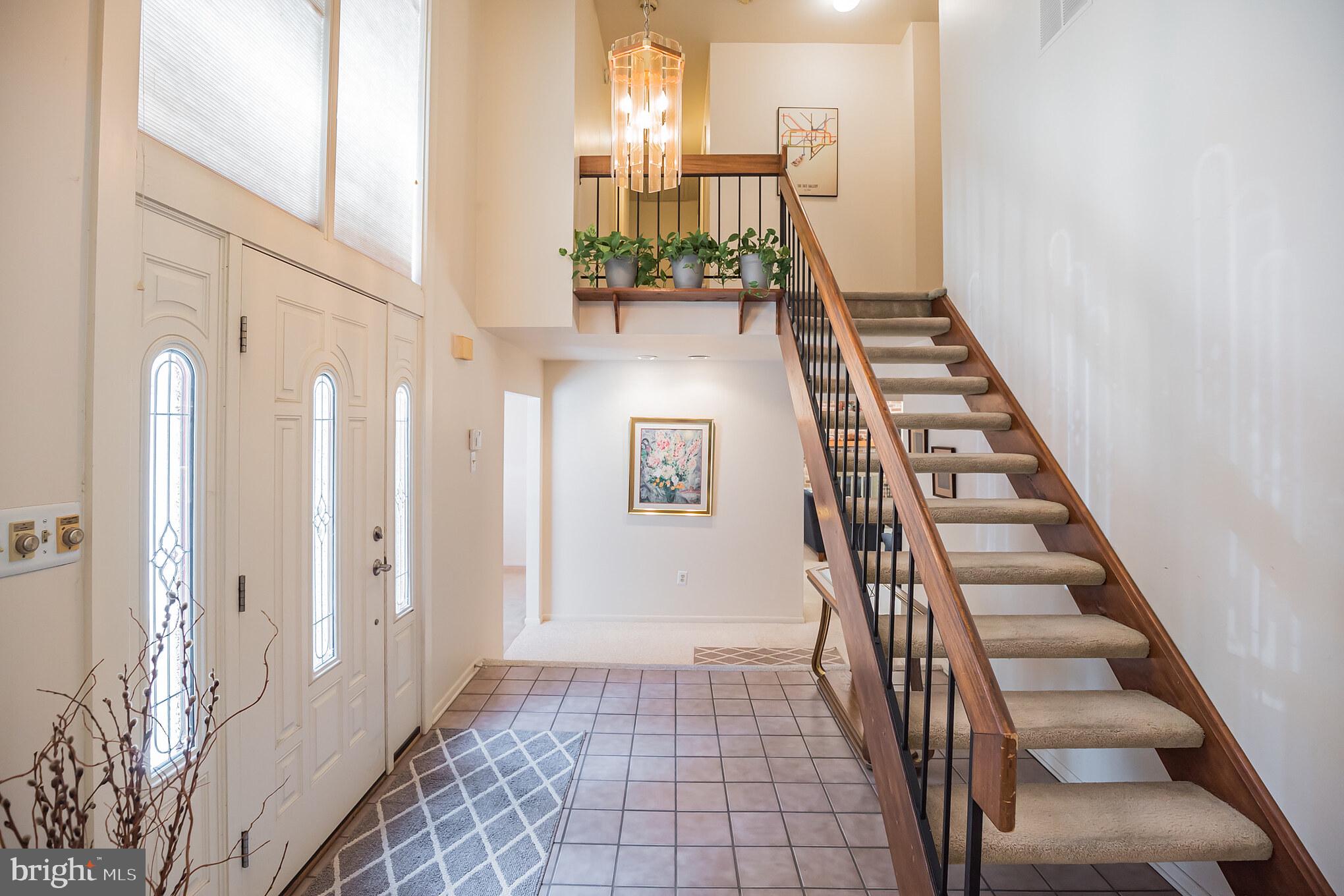 2 Elizabeth Court Sewell, NJ 08080 - Photo 4 of 30 Inviting 2-Story Foyer
