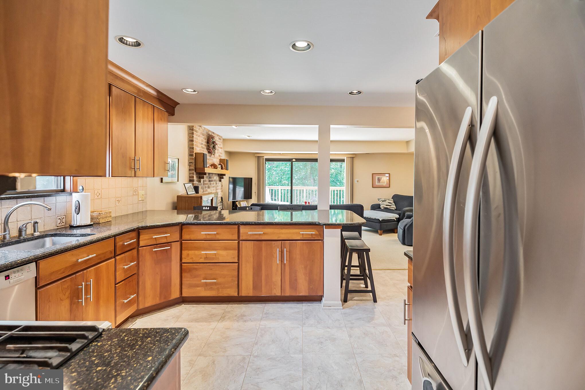 2 Elizabeth Court Sewell, NJ 08080 - Photo 9 of 30 Upgraded appliances