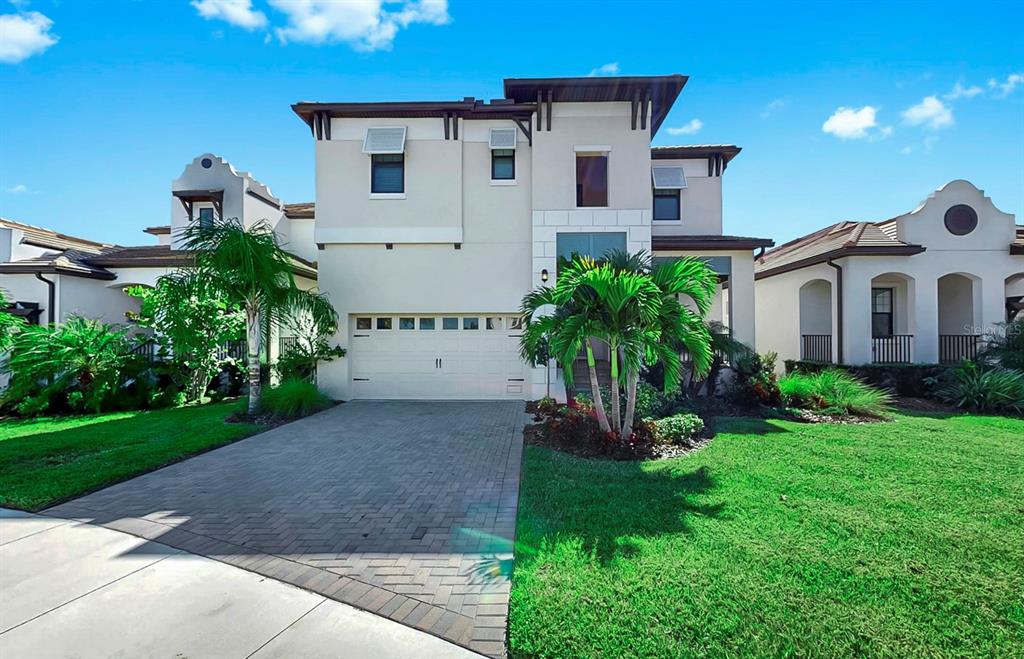 2636 Yellow Sundial Loop Ruskin, FL 33570 - Photo 1 of 51