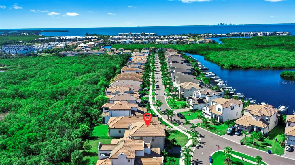 2636 Yellow Sundial Loop Ruskin, FL 33570 - Photo 5 of 51