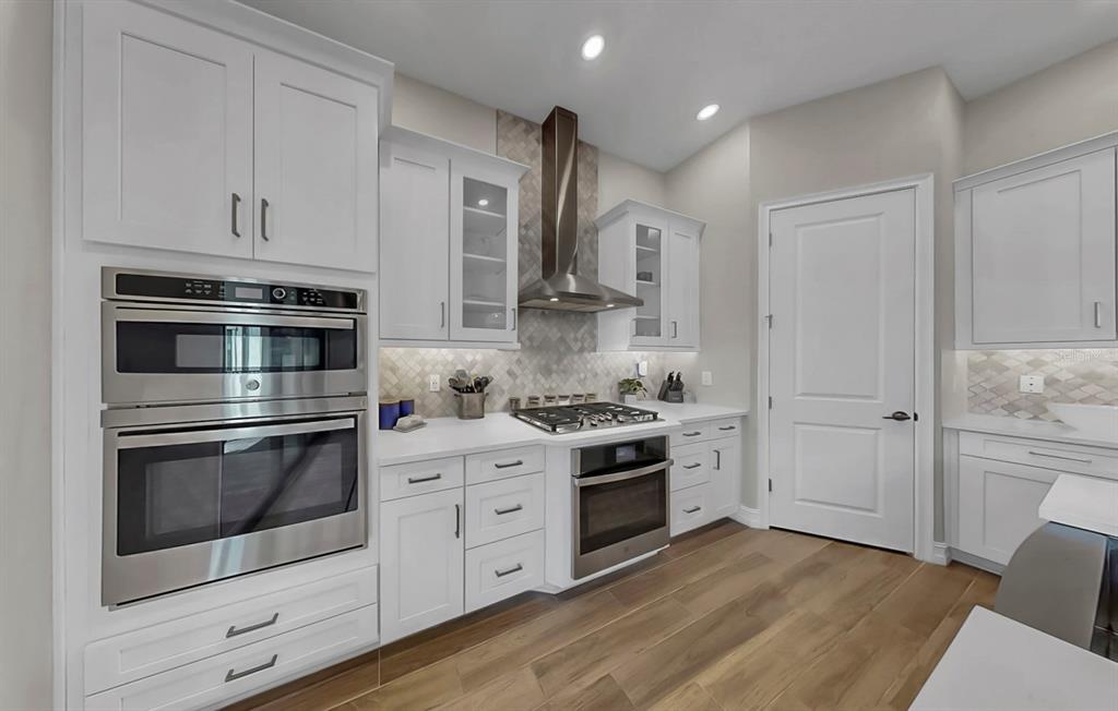 2636 Yellow Sundial Loop Ruskin, FL 33570 - Photo 6 of 51