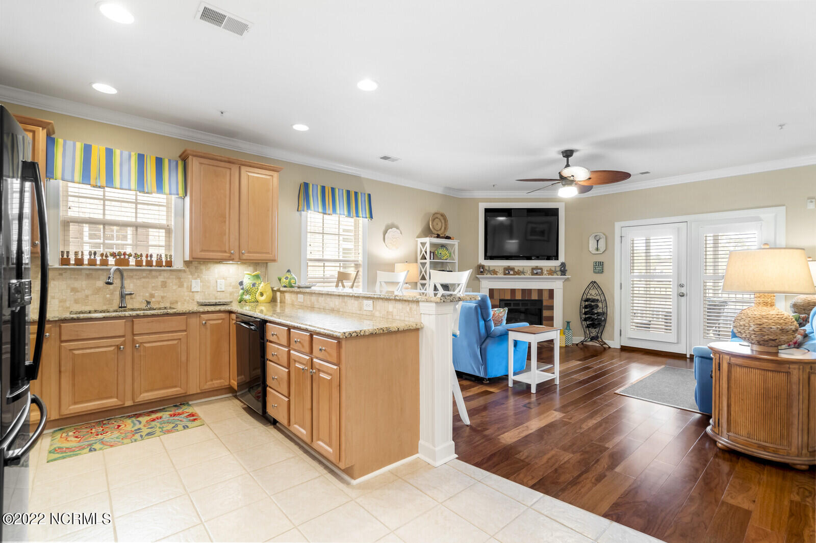 180 Clubhouse Road, Unit 1 Sunset Beach, NC 28468 - Photo 18 of 88 Living Rm