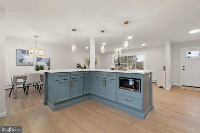 $649,900 | 20 Highway 31, Pennington, NJ 08534