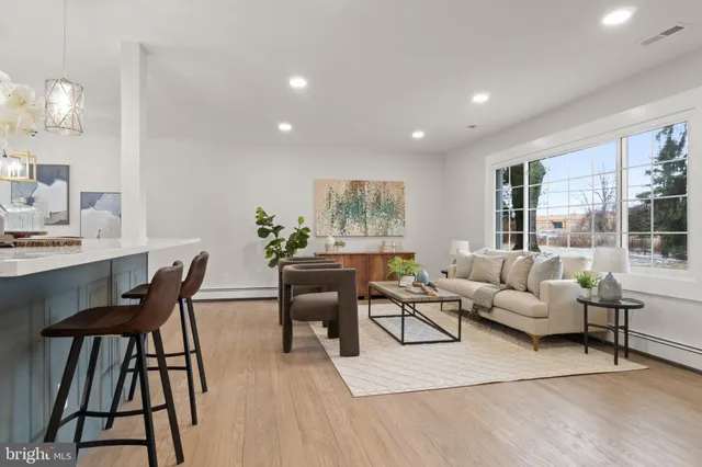 $649,900 | 20 Highway 31, Pennington, NJ 08534