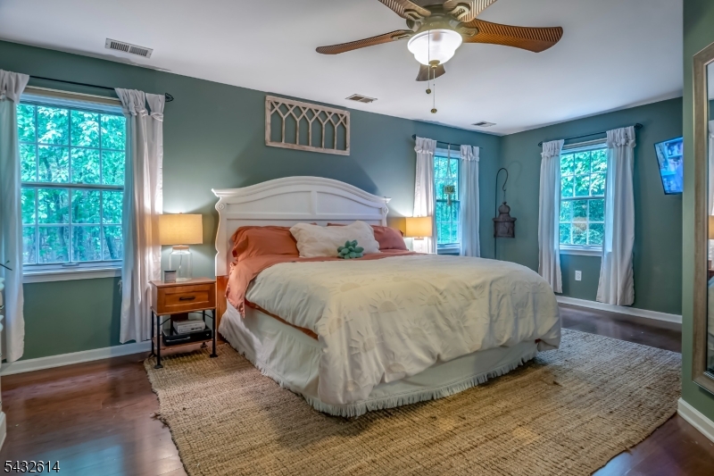 15 Gary Court Flanders, NJ 07836 - Photo 6 of 32