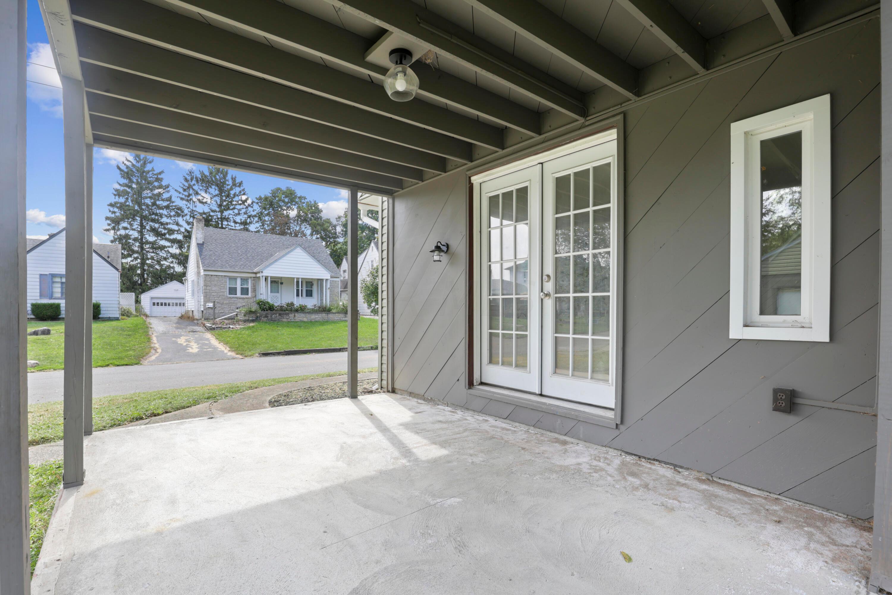 3076 Parkside Road Columbus, OH 43204 - Photo 37 of 45 0N4A4994