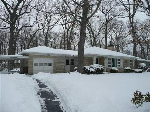 23051 Edison Road South Bend, IN 46628 - Photo 1 of 10 Gallery Image 1