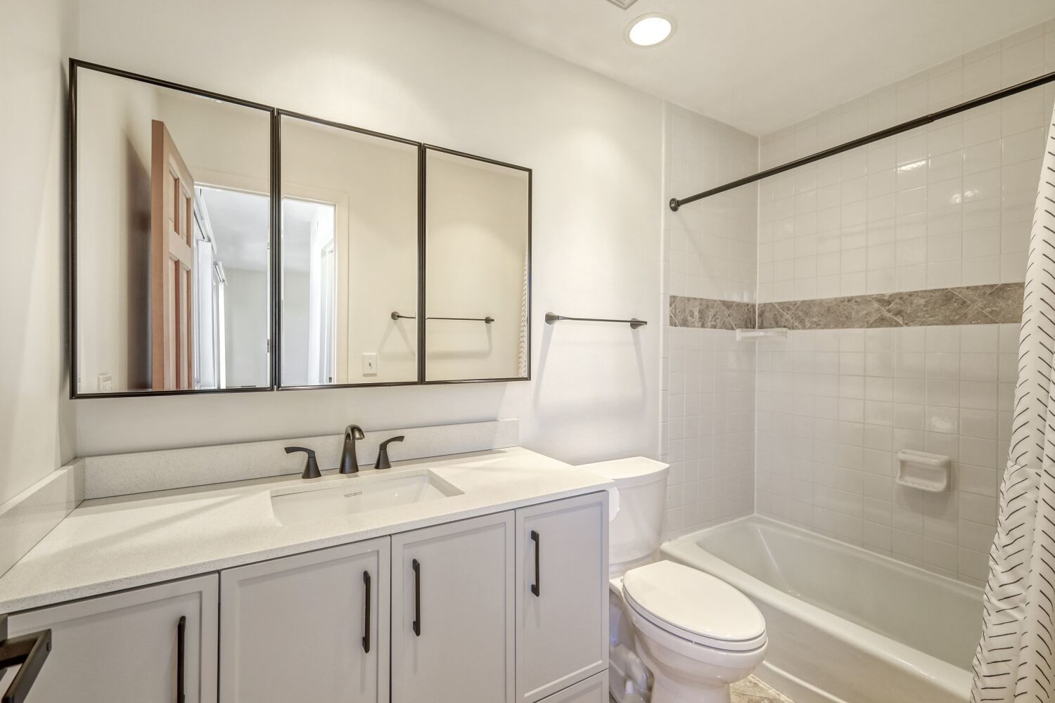 19 Portwine Road Willowbrook, IL 60527 - Photo 19 of 38