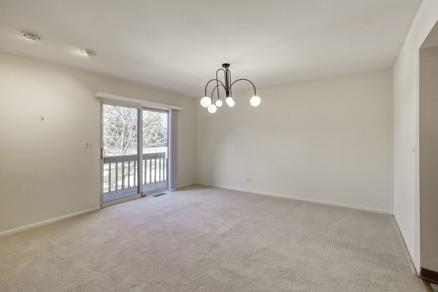 19 Portwine Road Willowbrook, IL 60527 - Photo 5 of 38