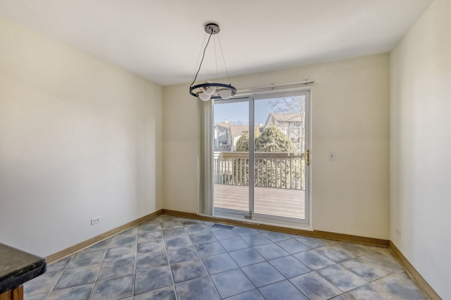 19 Portwine Road Willowbrook, IL 60527 - Photo 10 of 38