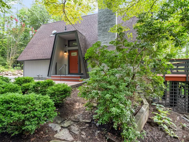 $560,000 | 107 Walker Street, Black Mountain, NC 28711