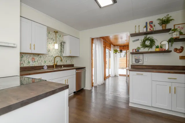 $274,900 | W5322 Bechaud Beach Drive, Fond du Lac, WI 54935