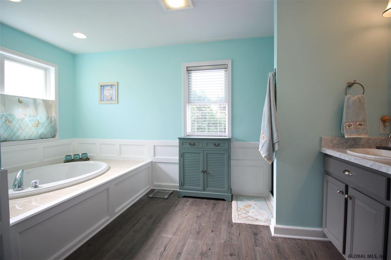 13 Robin Hill Road Halfmoon, NY 12118 - Photo 30 of 54 Photo 30