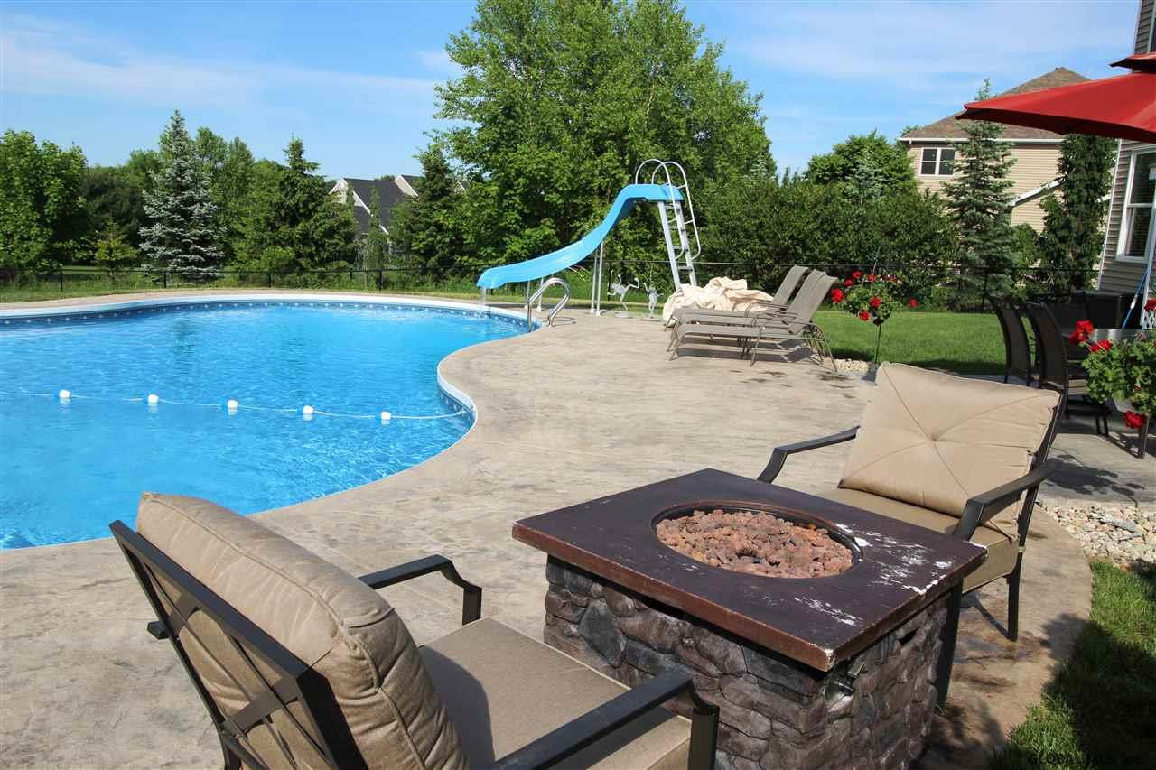 13 Robin Hill Road Halfmoon, NY 12118 - Photo 3 of 54 Photo 3
