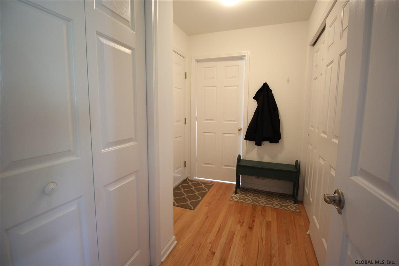 13 Robin Hill Road Halfmoon, NY 12118 - Photo 38 of 54 Photo 38