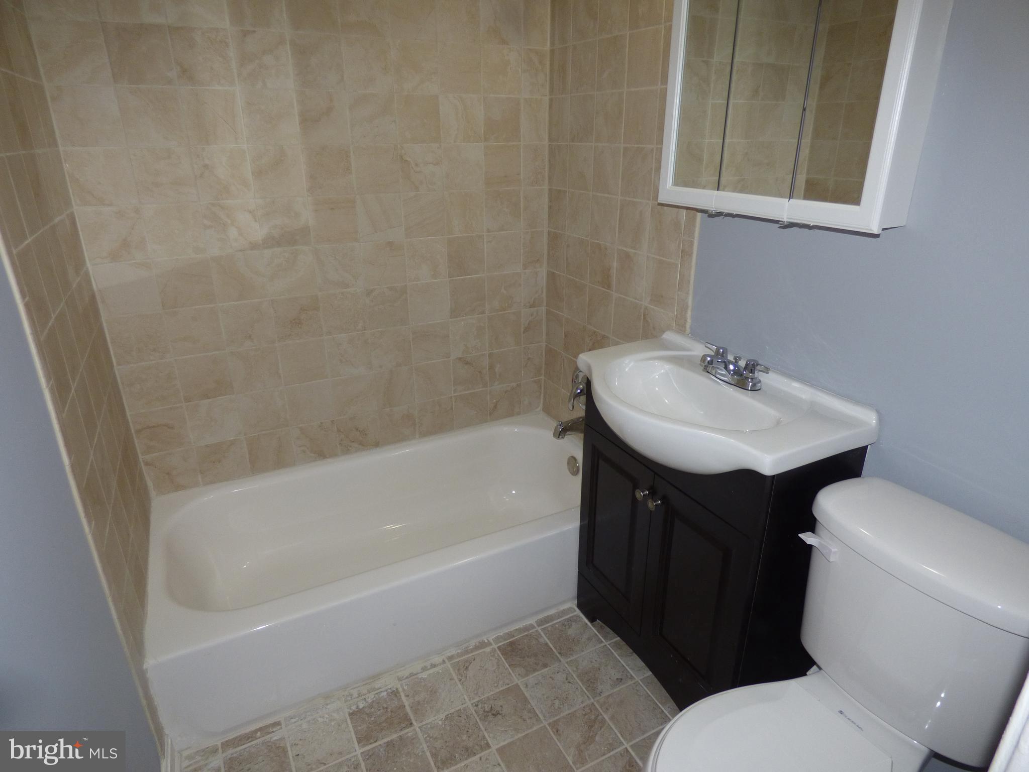 7829 Burnside Road Landover, MD 20785 - Photo 14 of 38 Bath