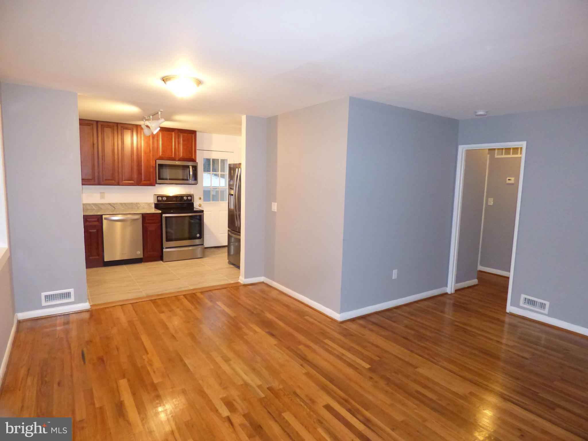 7829 Burnside Road Landover, MD 20785 - Photo 17 of 38 Dining Room