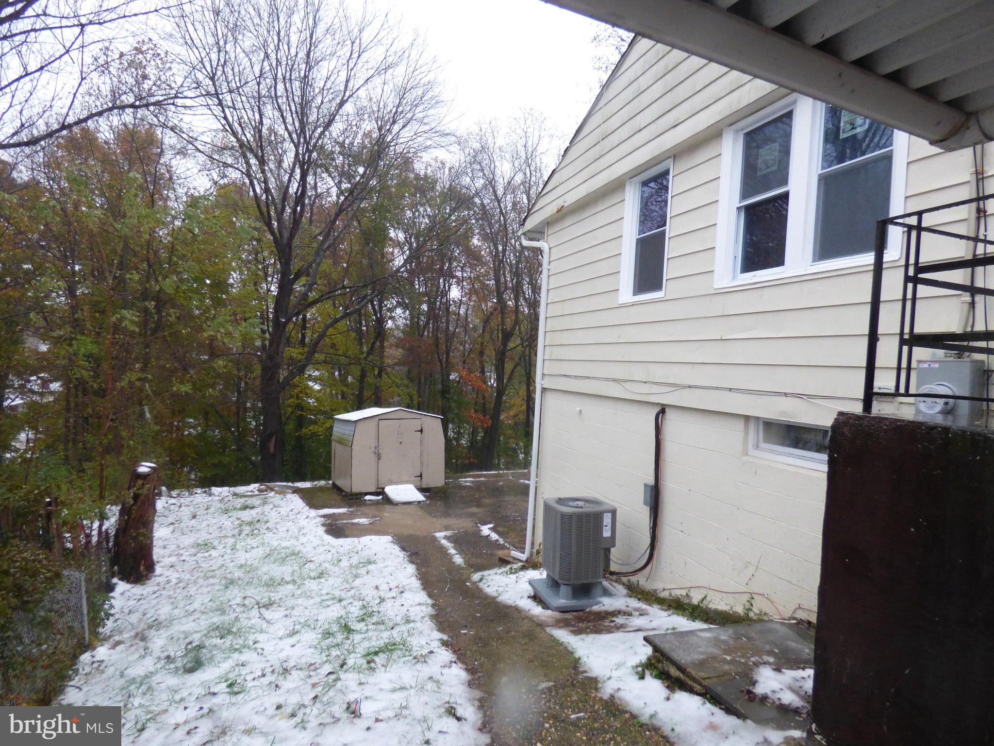7829 Burnside Road Landover, MD 20785 - Photo 36 of 38 Side