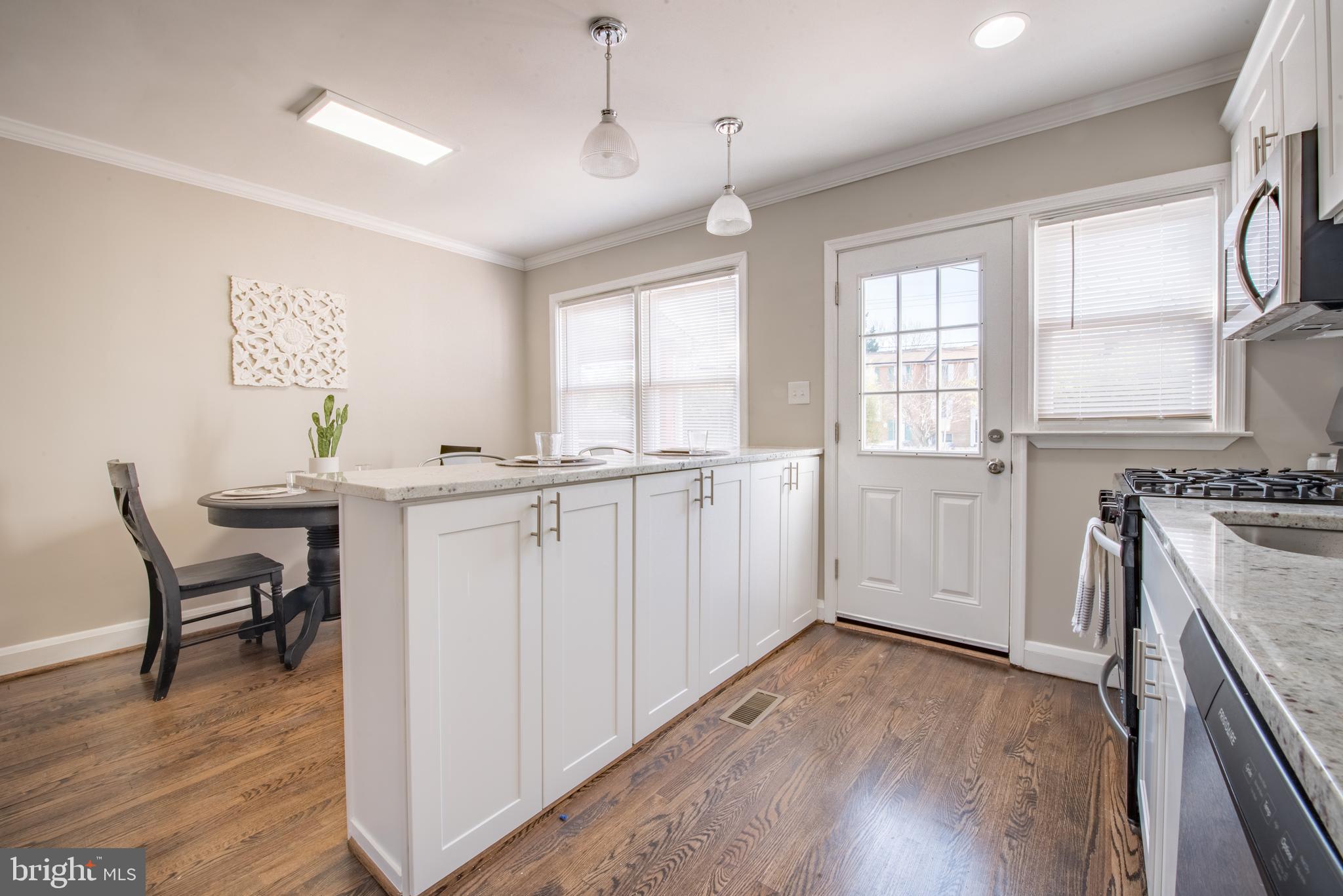 408 Grovethorn Road Baltimore, MD 21220 - Photo 14 of 33 Kitchen