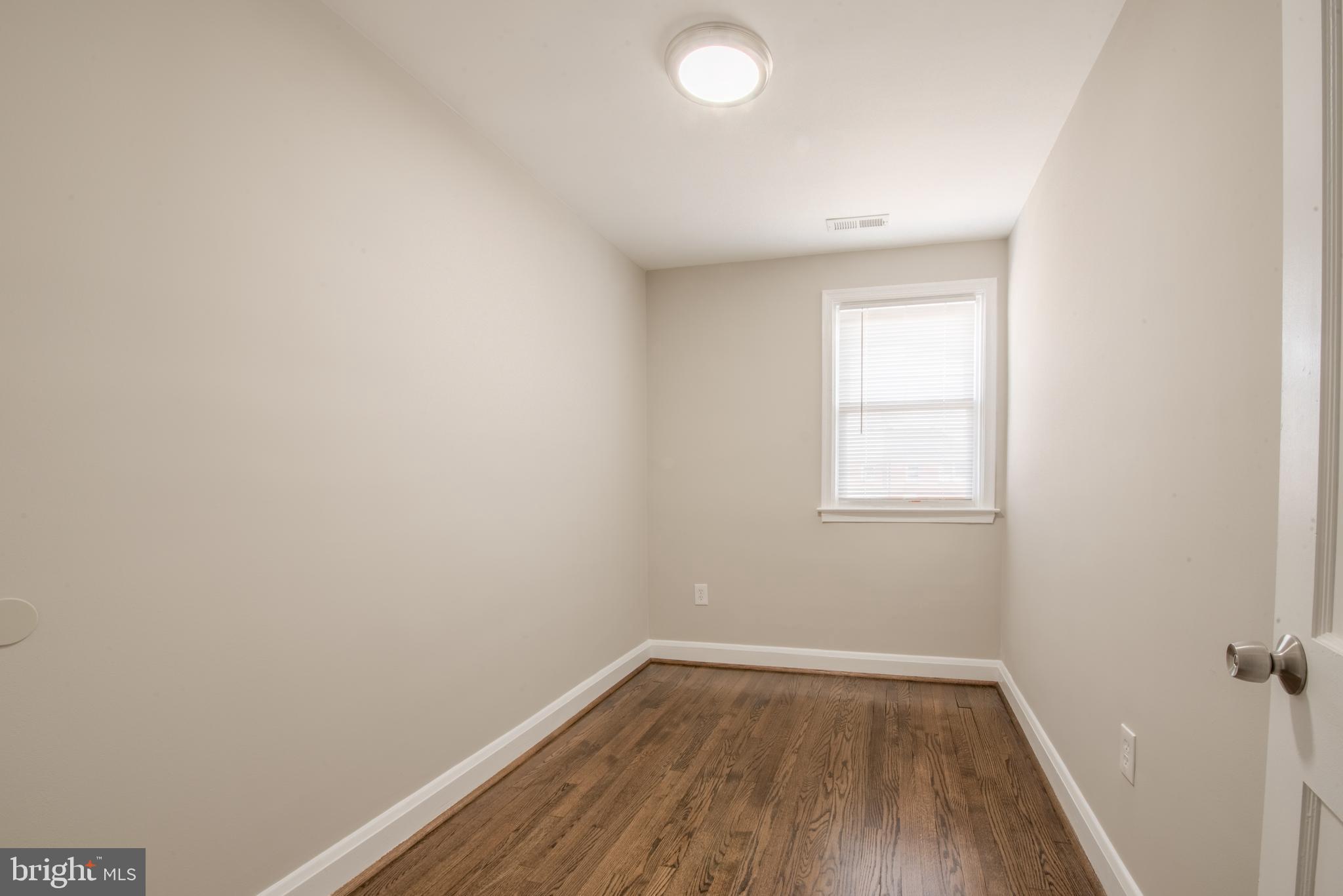 408 Grovethorn Road Baltimore, MD 21220 - Photo 28 of 33 Bedroom