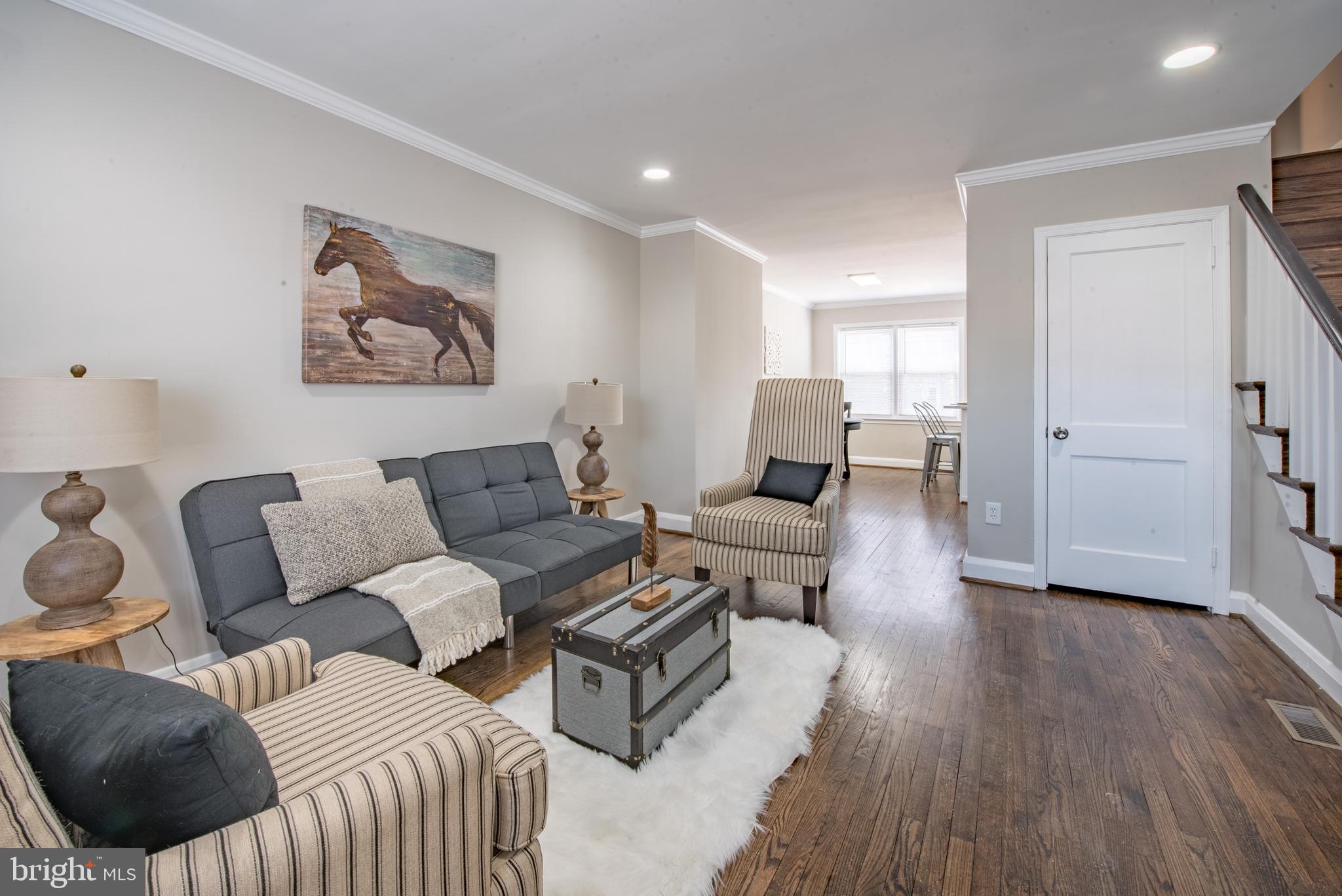 408 Grovethorn Road Baltimore, MD 21220 - Photo 10 of 33 Living Room