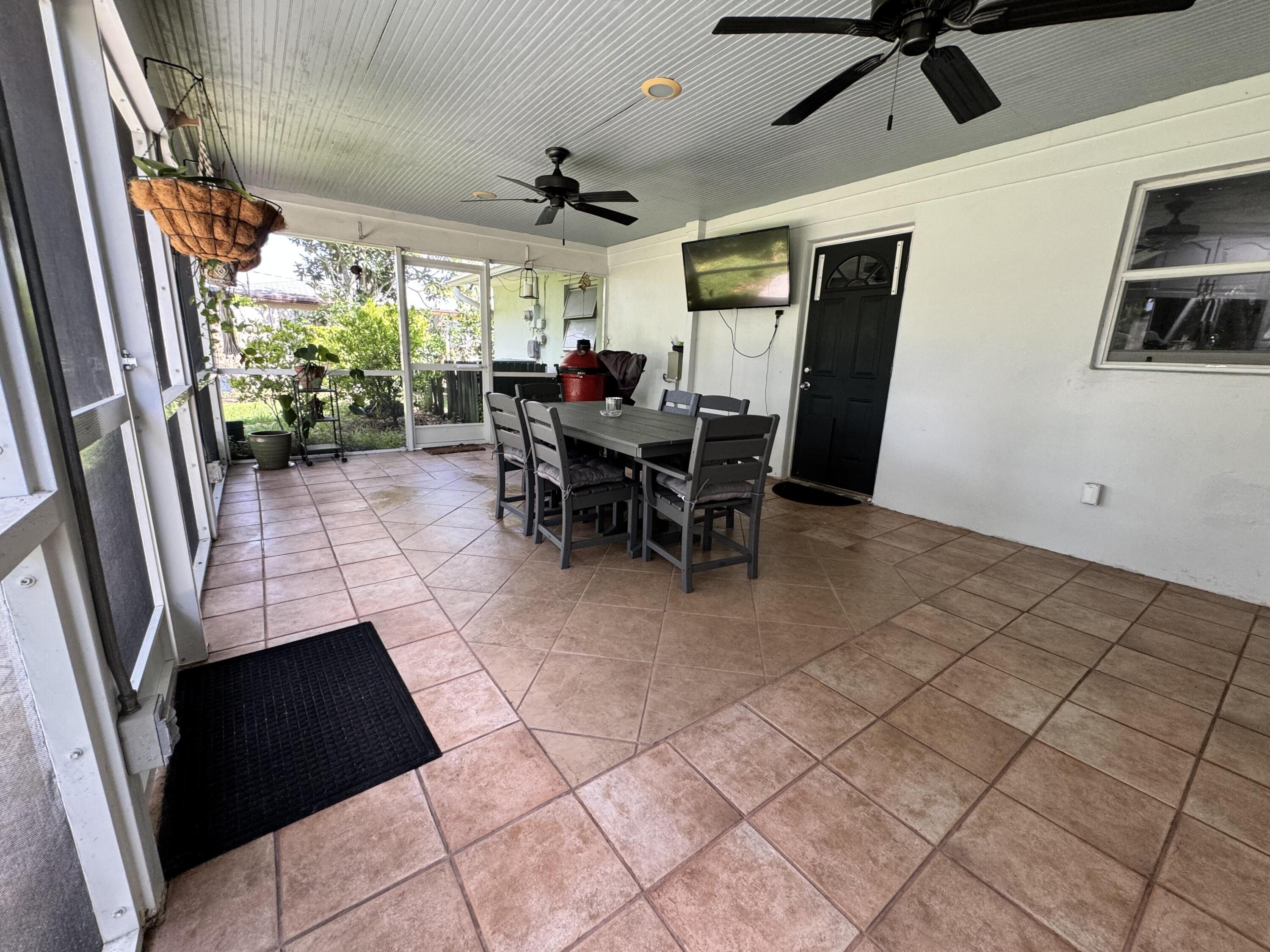 7828 St Andrews Road Lake Worth, FL 33467 - Photo 25 of 32 24_beyc6a3c3467531ae