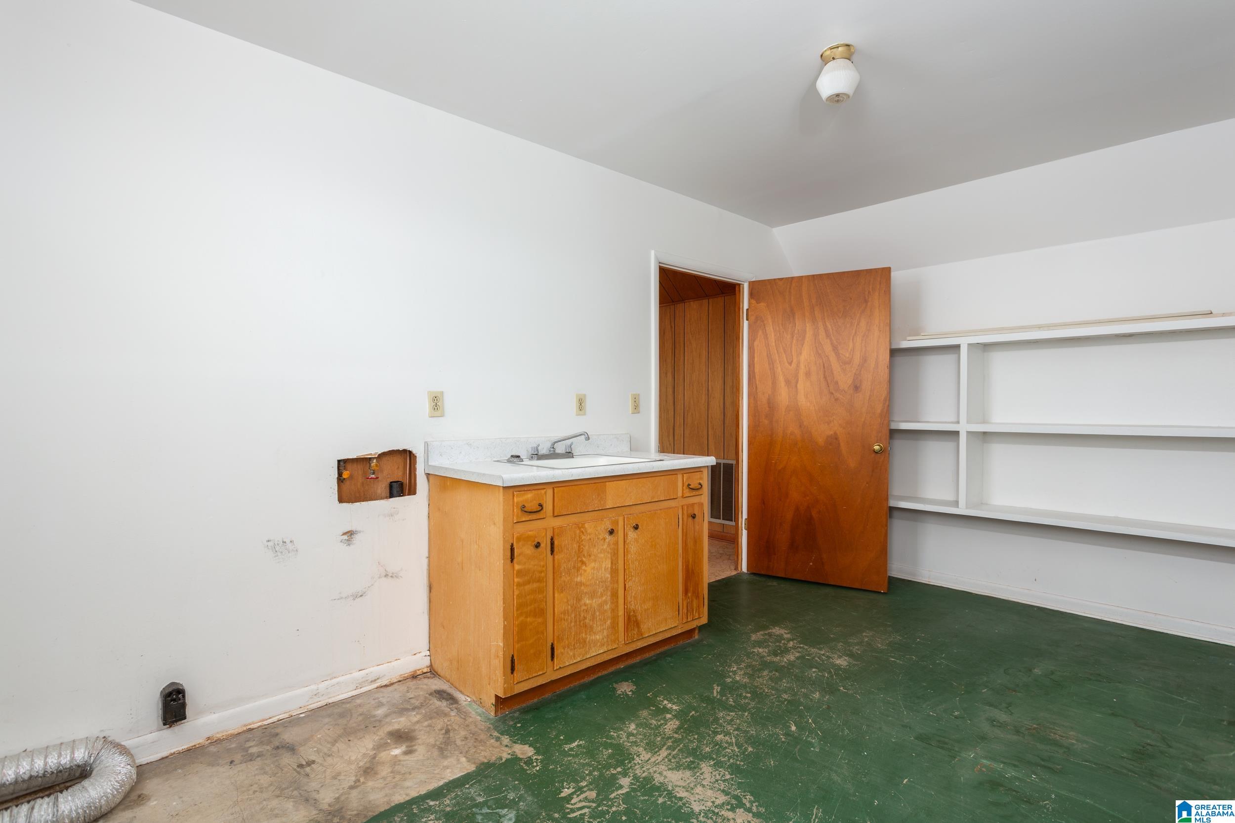 505 Crestview Road Anniston, AL 36207 - Photo 29 of 38