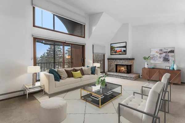 $192,000 | 9700 Portland Avenue South, Unit 332, Bloomington, MN 55420