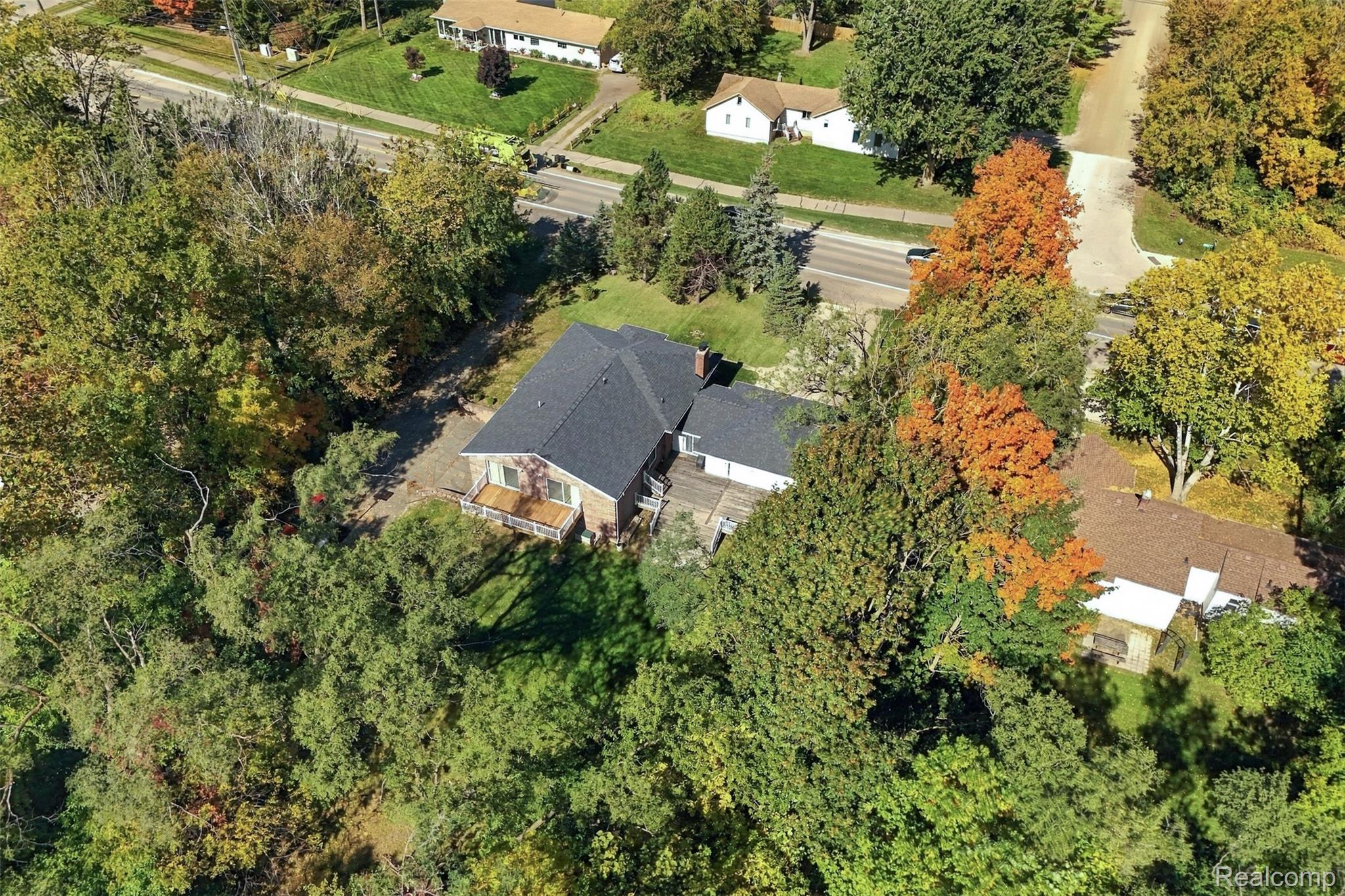 804 East Avon Road Rochester, MI 48307 - Photo 53 of 59 804 e avon rd-52.jpg