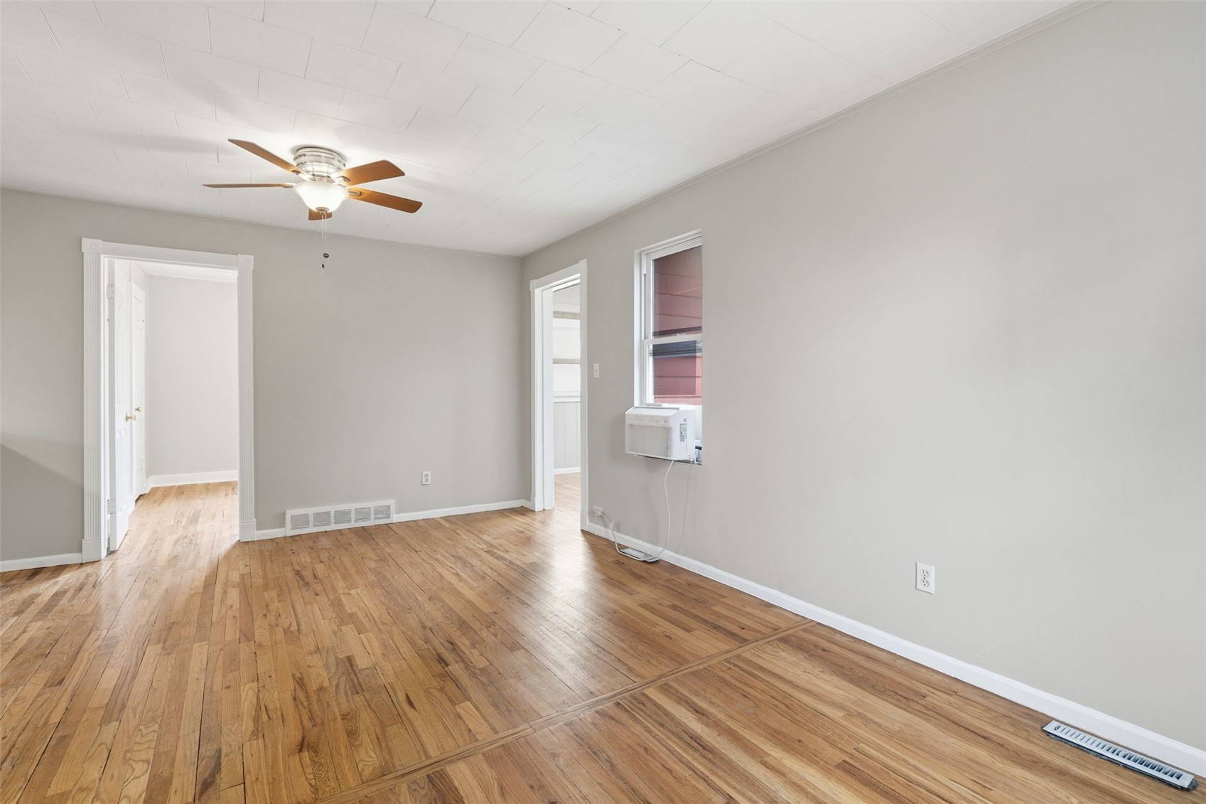 720 McIntyre Street Golden, CO 80401 - Photo 8 of 48