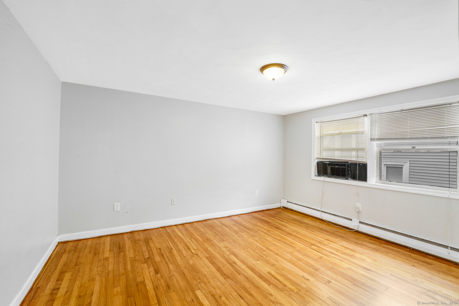 183 Barker Street, Unit A4 Hartford, CT 06114 - Photo 4 of 6 wooden floor in a room