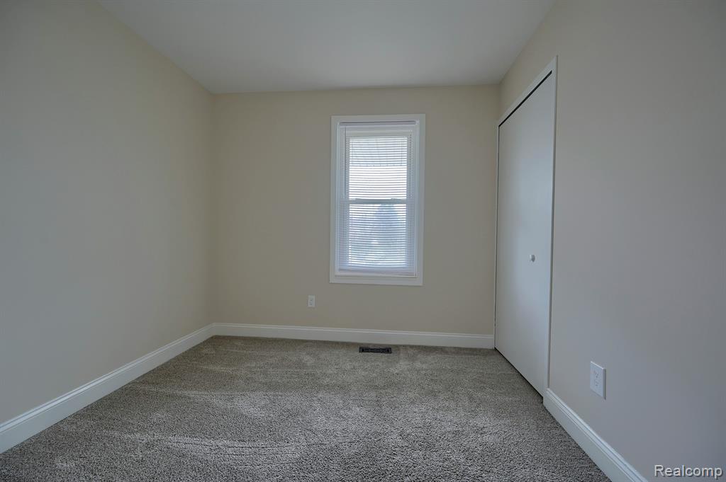 2201 Stonington Lane Rochester Hills, MI 48306 - Photo 22 of 31