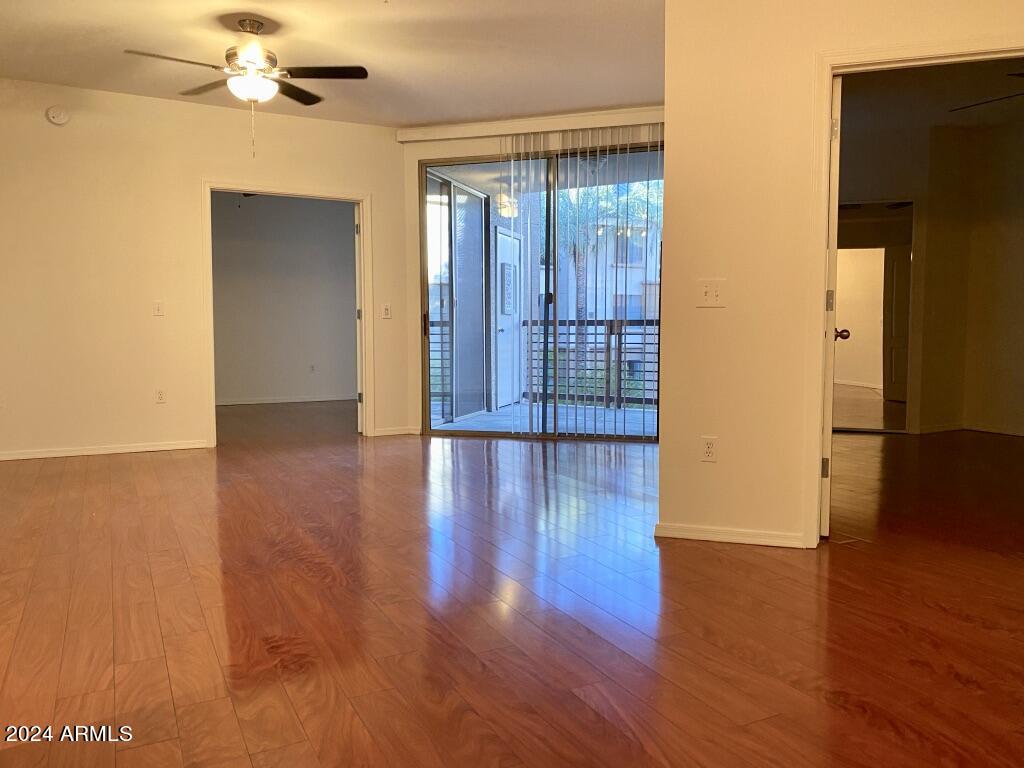 1701 East Colter Street, Unit 323 Phoenix, AZ 85016 - Photo 2 of 21 x3F5+B34R0Gi28xBz+UZ%g_thumb_242c