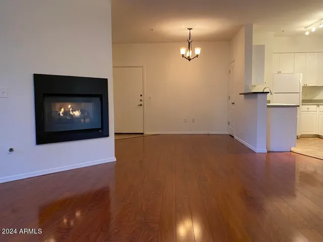 $1,875 | 1701 East Colter Street, Unit 323, Phoenix, AZ 85016