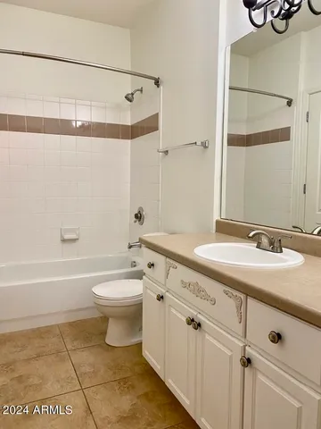 $1,875 | 1701 East Colter Street, Unit 323, Phoenix, AZ 85016