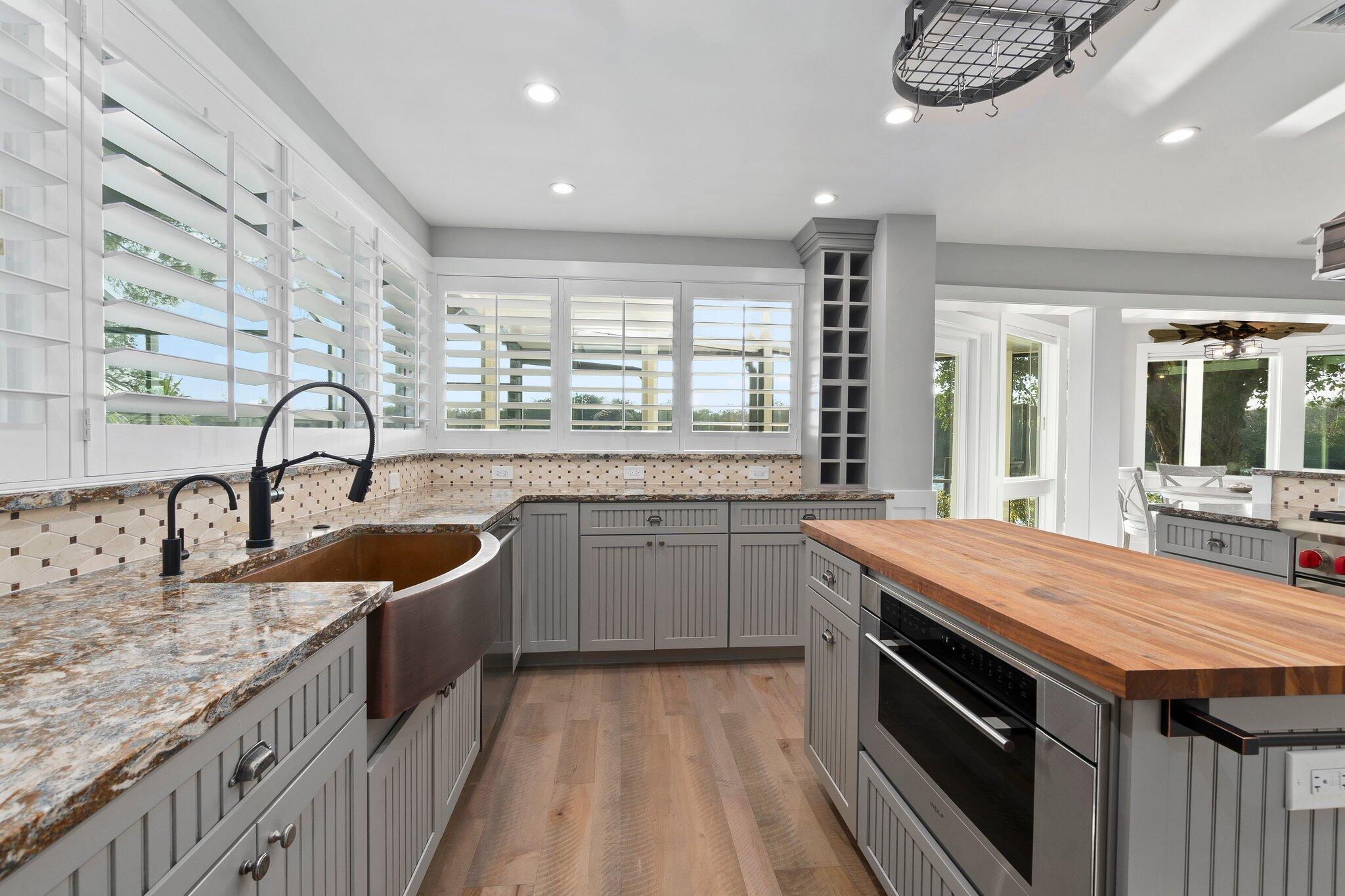 611 Southwest Timber Trail Stuart, FL 34997 - Photo 15 of 56 Kitchen