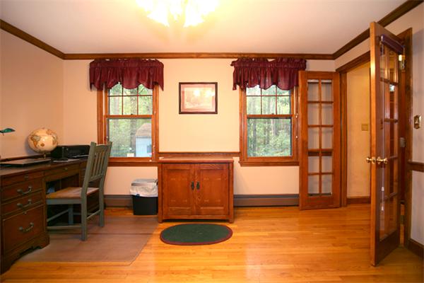 52 Porter Road Boxford, MA 01921 - Photo 14 of 23 Gallery Image 14