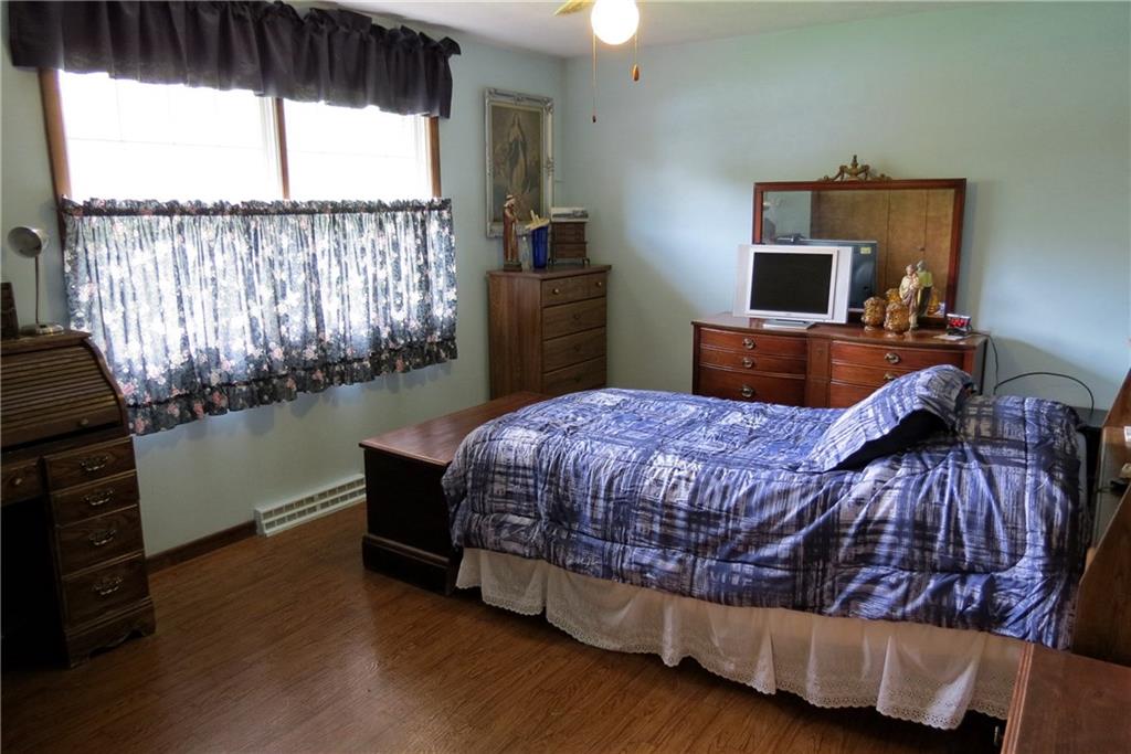 130 Frank Lane Extension Rochester, PA 15074 - Photo 9 of 21 14X11 Bedroom