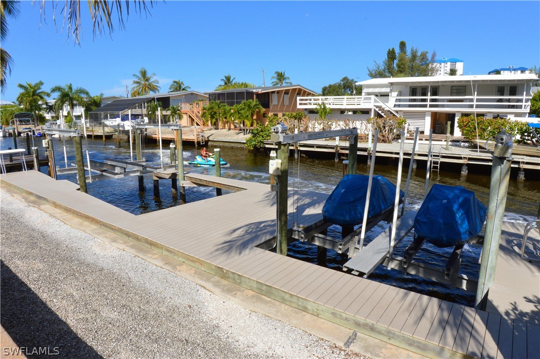 21590 Madera Road Fort Myers Beach, FL 33931 - Photo 6 of 31 Gallery Image 6
