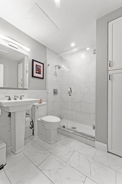 265 Beacon Street, Unit 5 Boston, MA 02116 - Photo 13 of 20