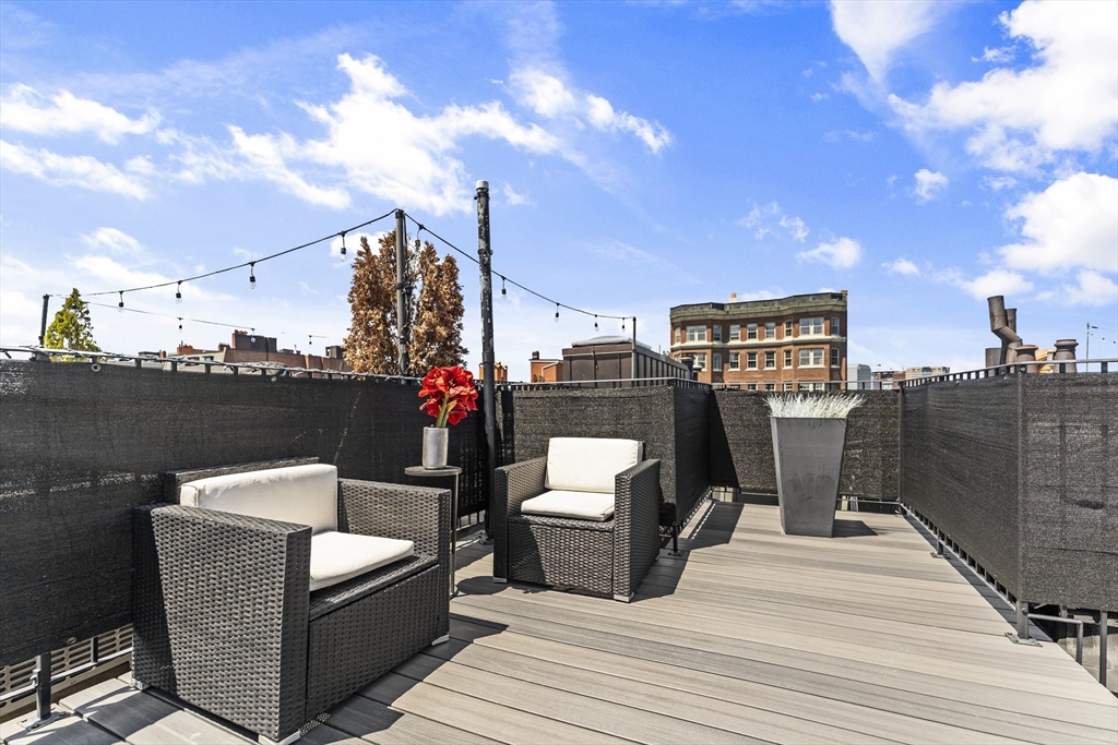 265 Beacon Street, Unit 5 Boston, MA 02116 - Photo 16 of 20